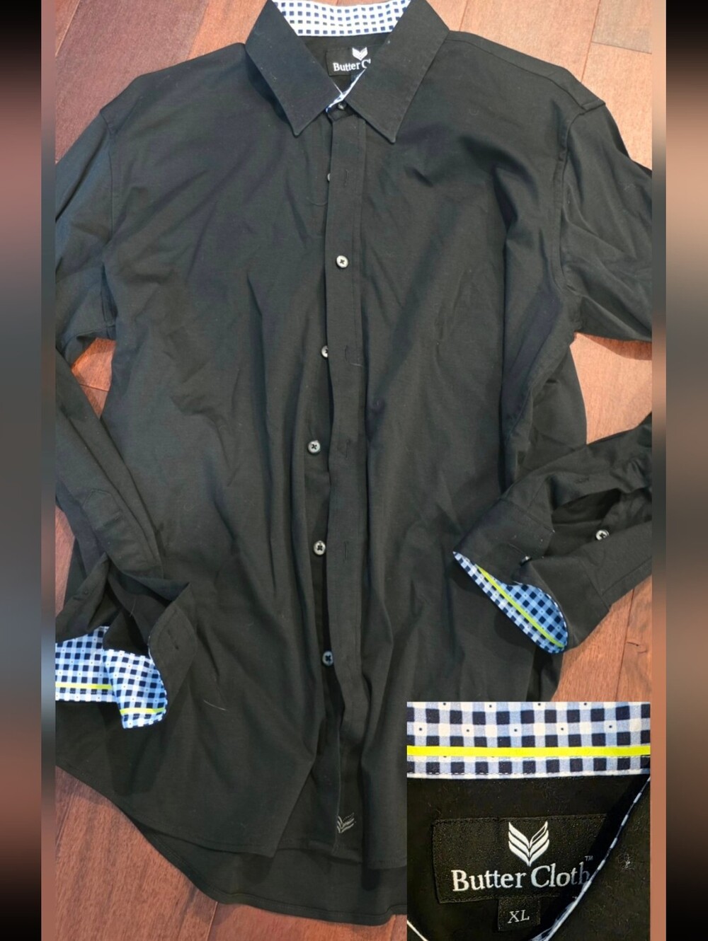 4 Men's Button Down Shirts. XL/XXL